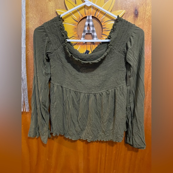 lots of clothes! all mostly size small/ medium - Picture 5 of 13